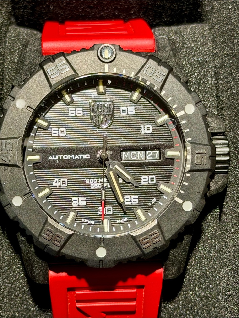 Luminox Master Carbon Seal XS.3875